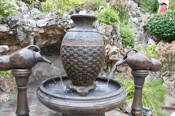 phong thủy tiểu cảnh chum