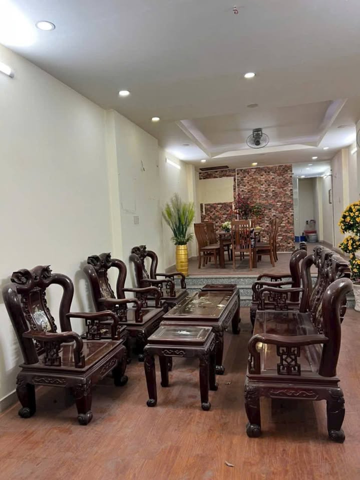 Nội thất phòng khách gỗ tự nhiên