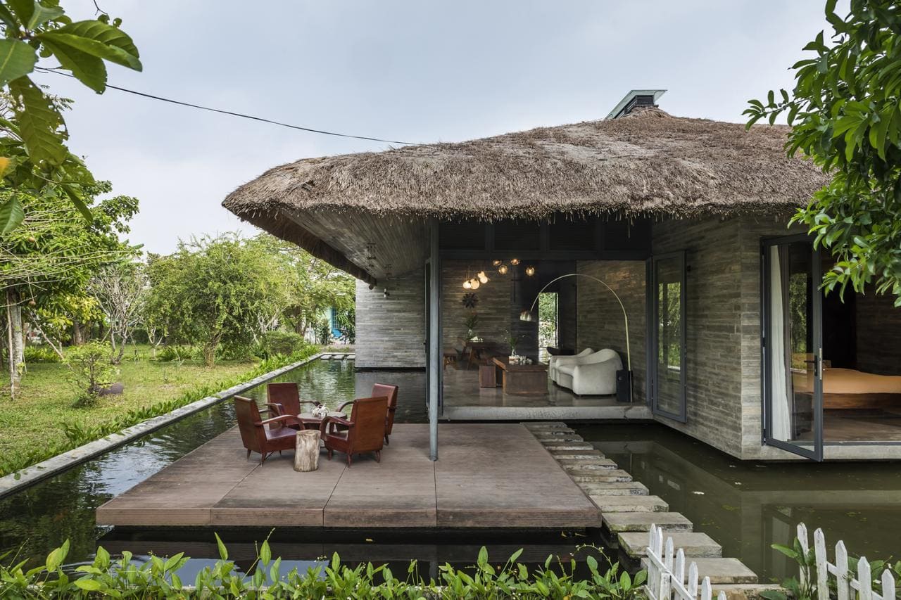 thiết kế sân vườn nhà quê