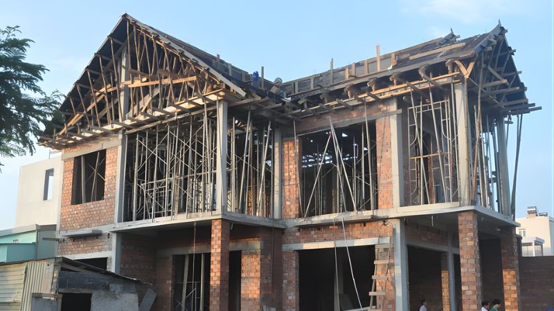 Văn khấn cất nóc nhà: Thủ tục, lễ vật và bài cúng chuẩn 2025 2 văn khấn cất nóc nhà