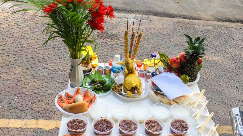 Văn khấn cất nóc nhà: Thủ tục, lễ vật và bài cúng chuẩn 2025 4 bài cúng đổ mái nhà