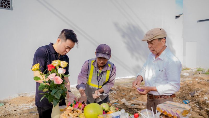 Văn khấn mượn tuổi làm nhà: Động thổ, đổ mái, về nhà mới 2025 3 bài văn khấn mượn tuổi làm nhà