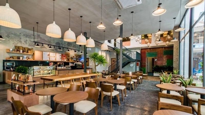 Thiết kế quán cafe theo diện tích và phong cách đẹp nhất 2026 41 thiết kế quán cà phê ngoài trời