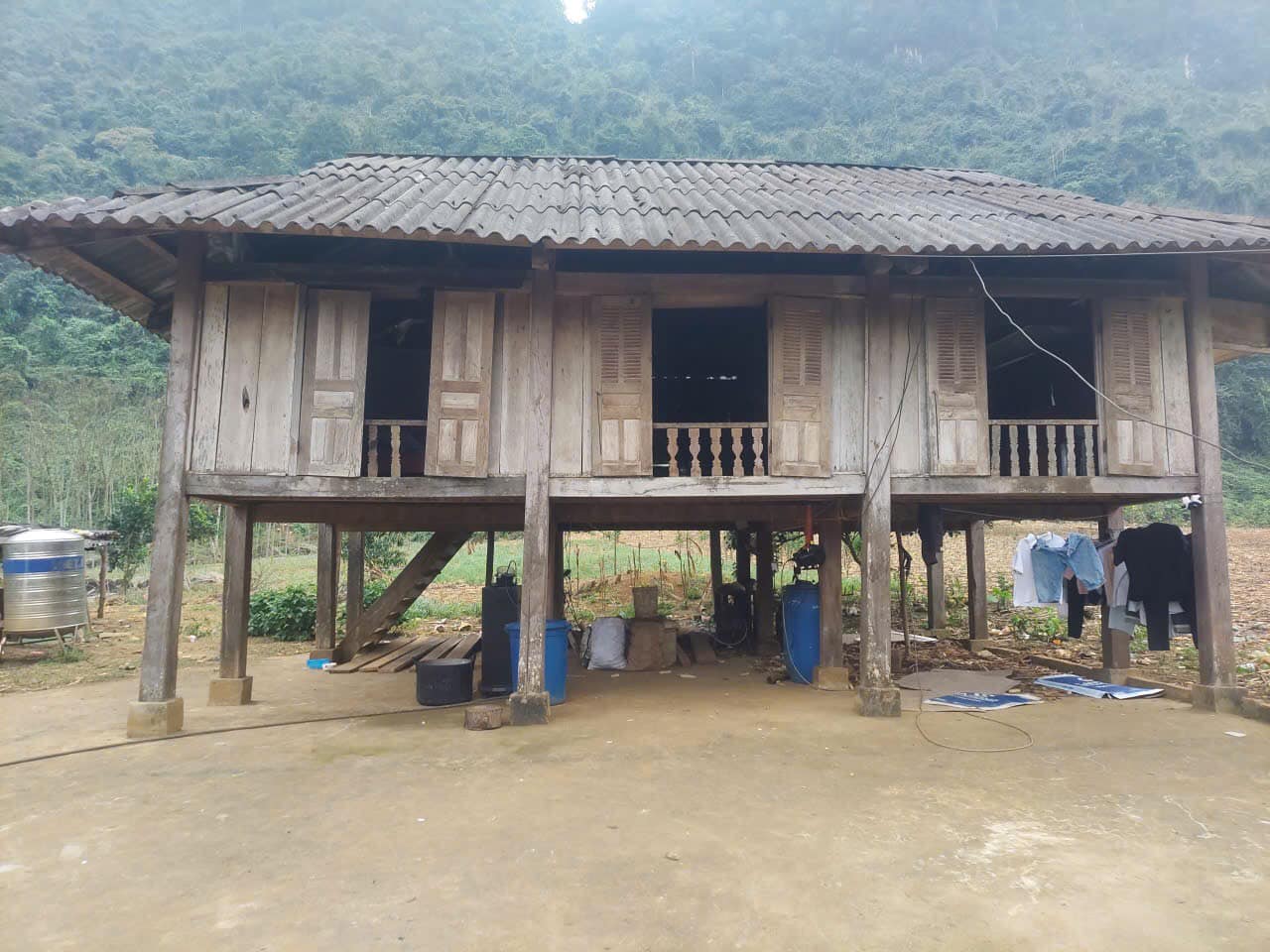 Stilt House là gì? Tìm hiểu nhà sàn Việt Nam và thế giới 2 stilt house là gì